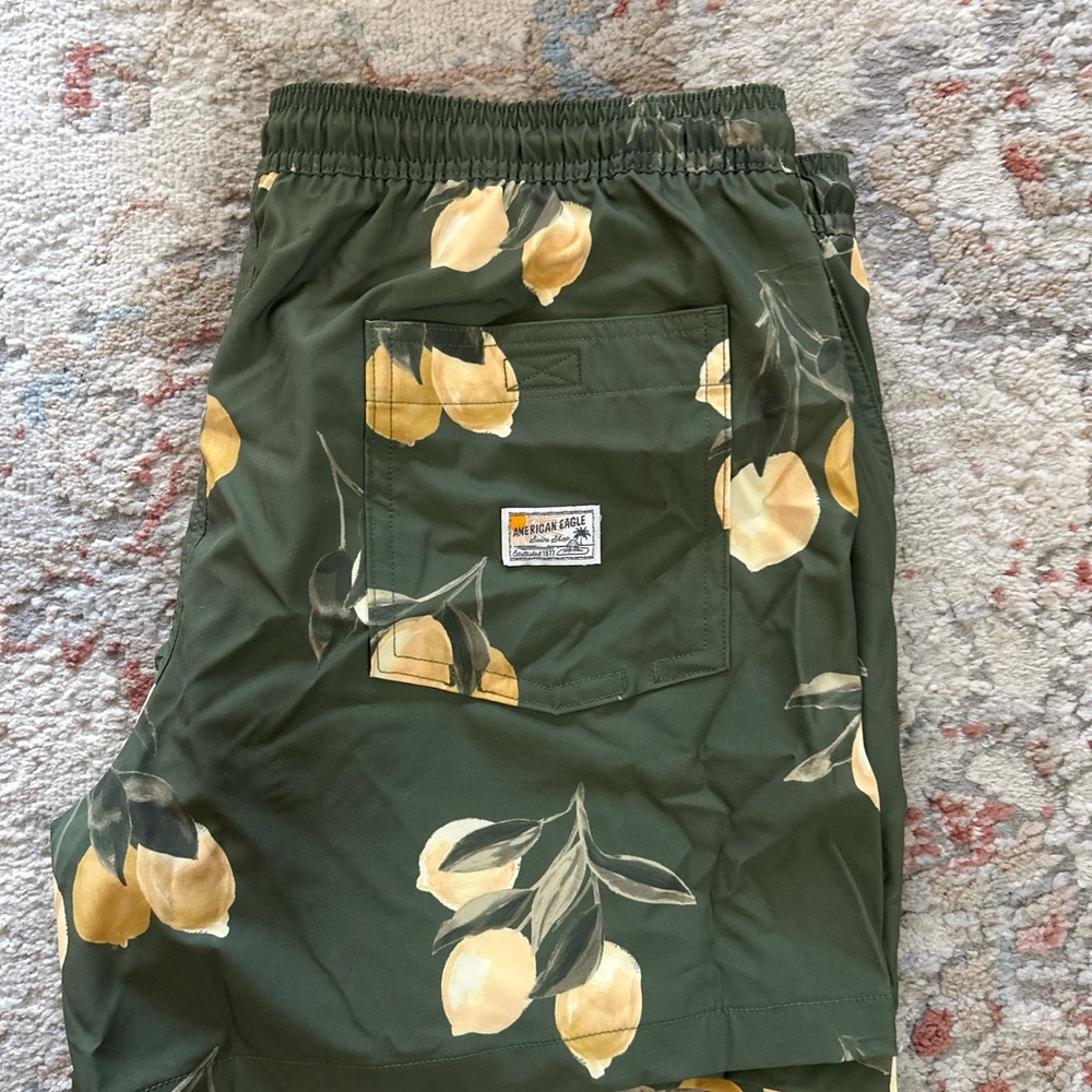 Men’s AE Flex Swim Trunks 5” - Picture 3 of 3